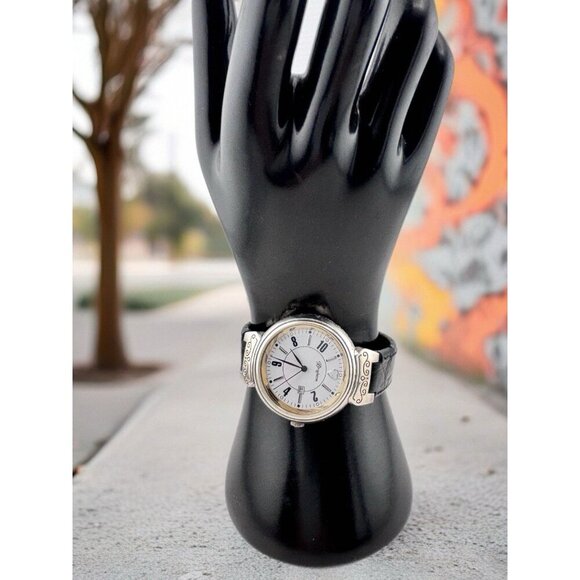 Brighton Newman Watch Black leather band round face Silver tone New Battery - Picture 5 of 7